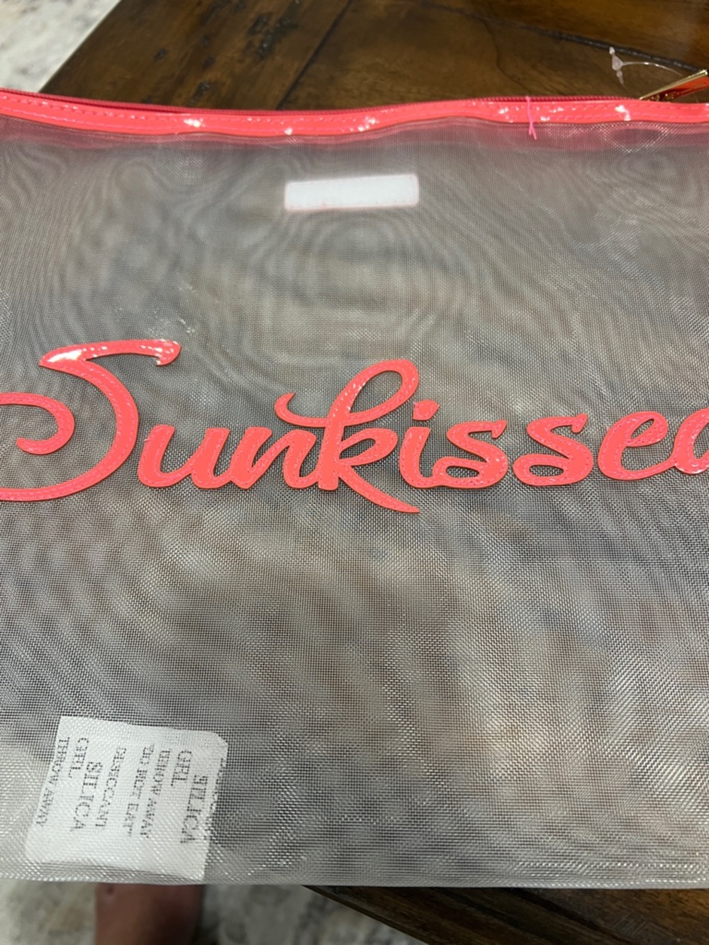 Sunkissed Mesh Cosmetic Pouch - Coral Trim - Picture 2 of 4
